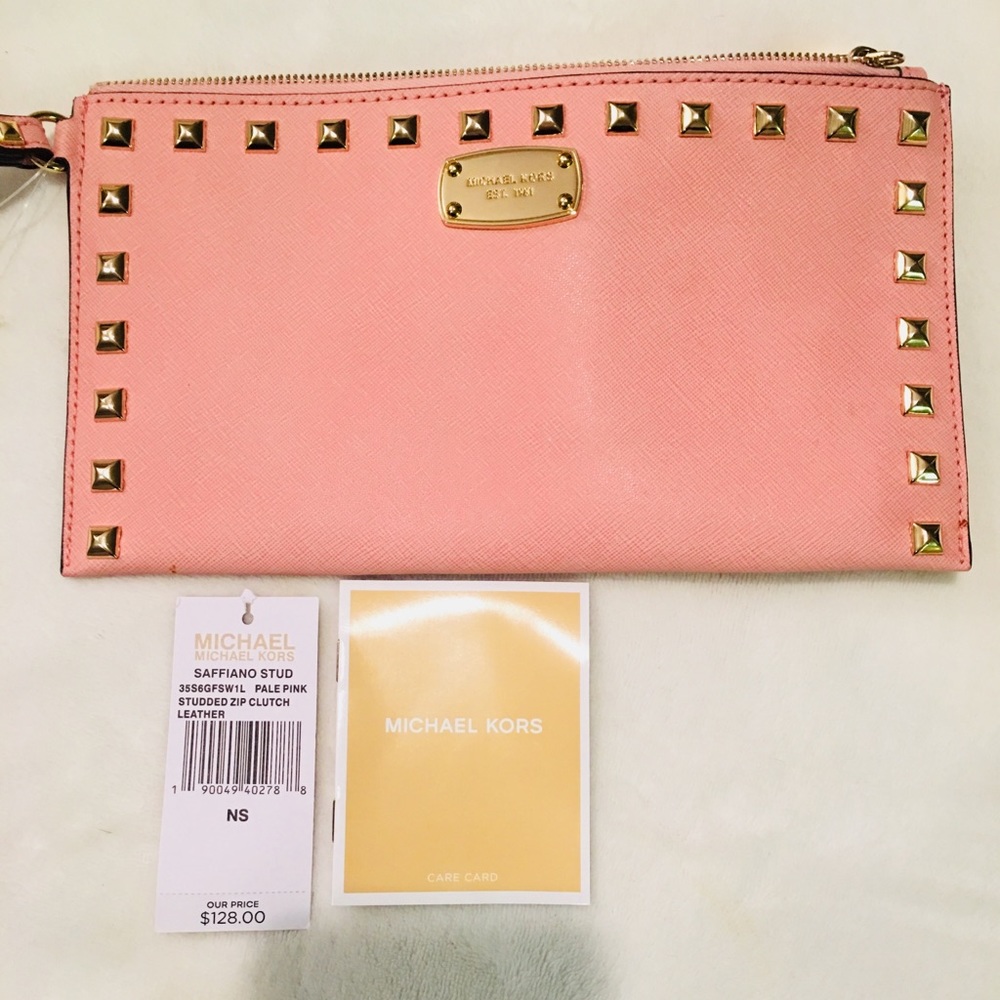 Micheal kors hand purse!
